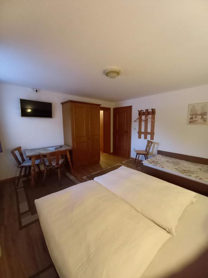 Haus Tannegg Panzió Pettneu am Arlberg Kültér fotó